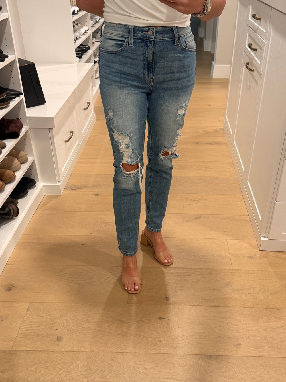 Willow & Root Mom Fit Women’s size 28 High-Rise Distressed Skinny Jeans